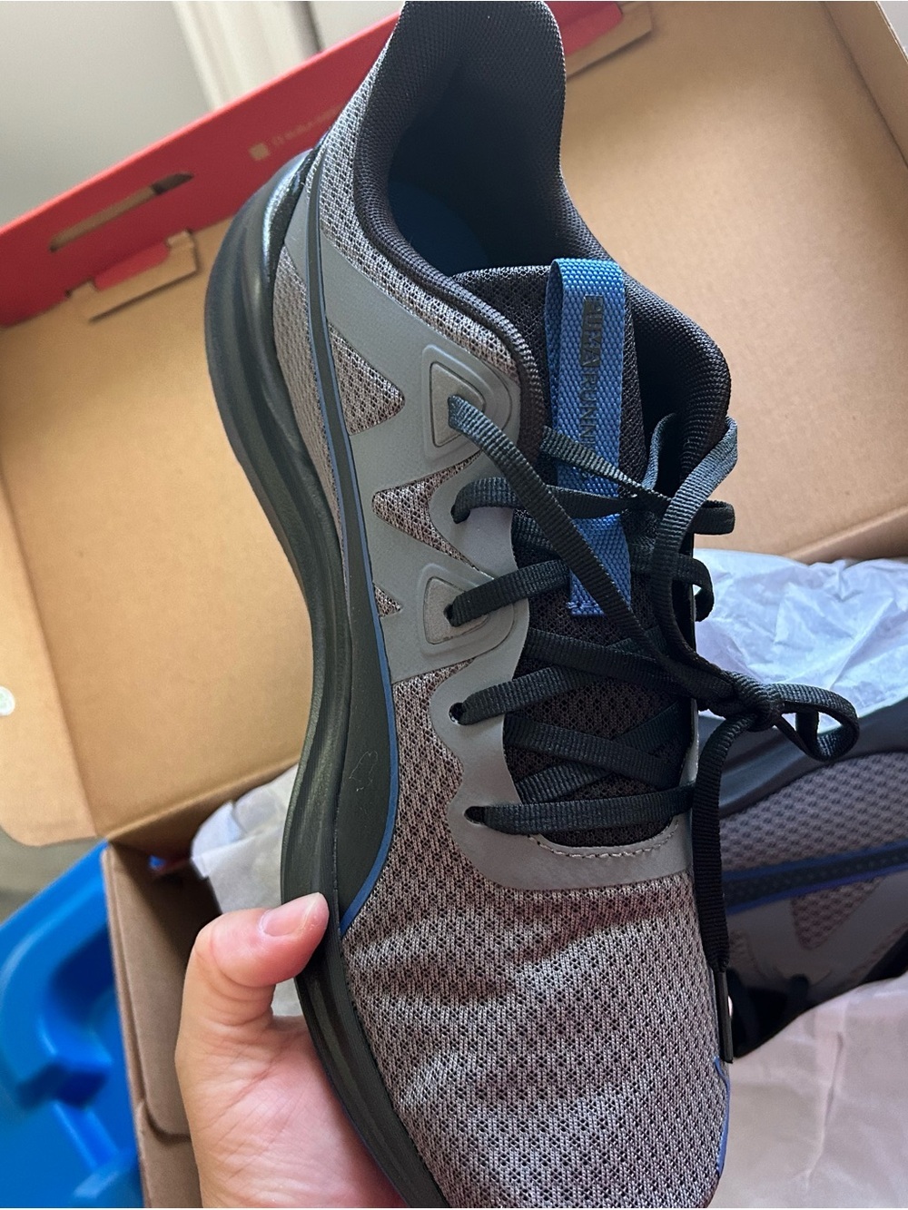 Puma Athletic Running Shoe in Charcoal with Blue Trim size 10.5